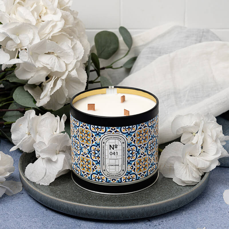HELLO CANDLE LISBONNE 500ml (SEA BREEZE)